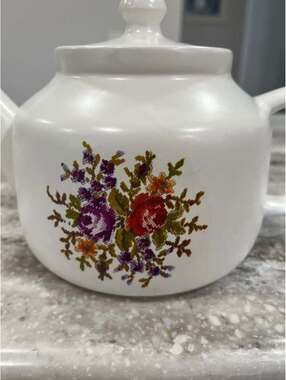 Vintage White McCoy Pottery Floral Rose Delight Teapot Grannycore Cottagecore